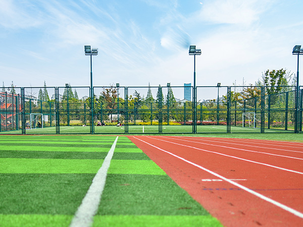 学校
