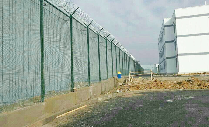 监狱围栏